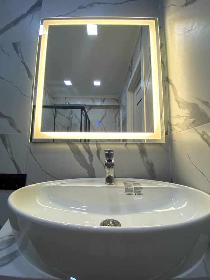 Charming Apartment Chişinău Esterno foto