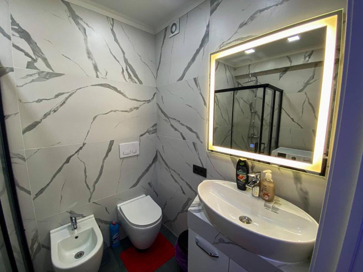 Charming Apartment Chişinău Esterno foto